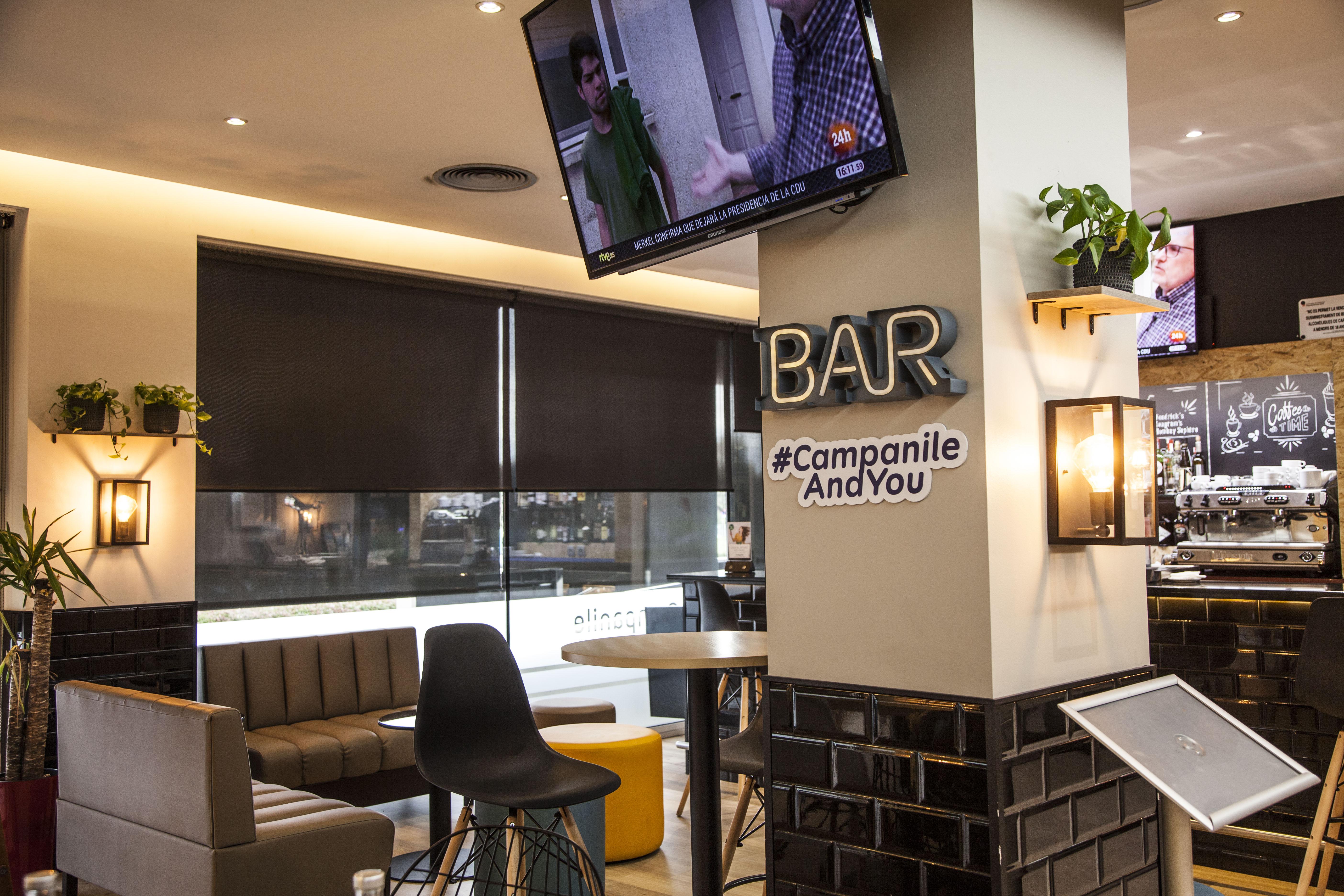 Travelodge Bcn Cornella Fira Cornellà de Llobregat Eksteriør billede